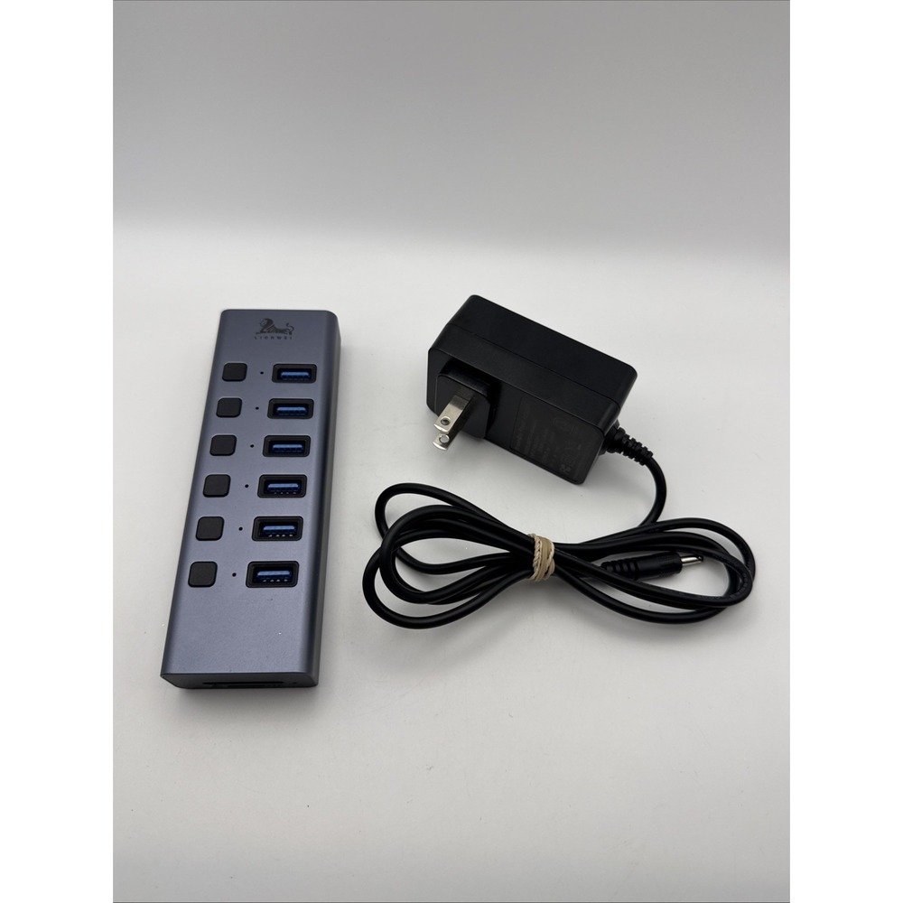 LIONWEI 8-in-1 USB 3.0 Multi-Port Hub 6 USB SD Card TF Card Reader